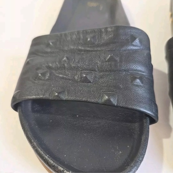 Beek Embossed - Picture 3 of 9